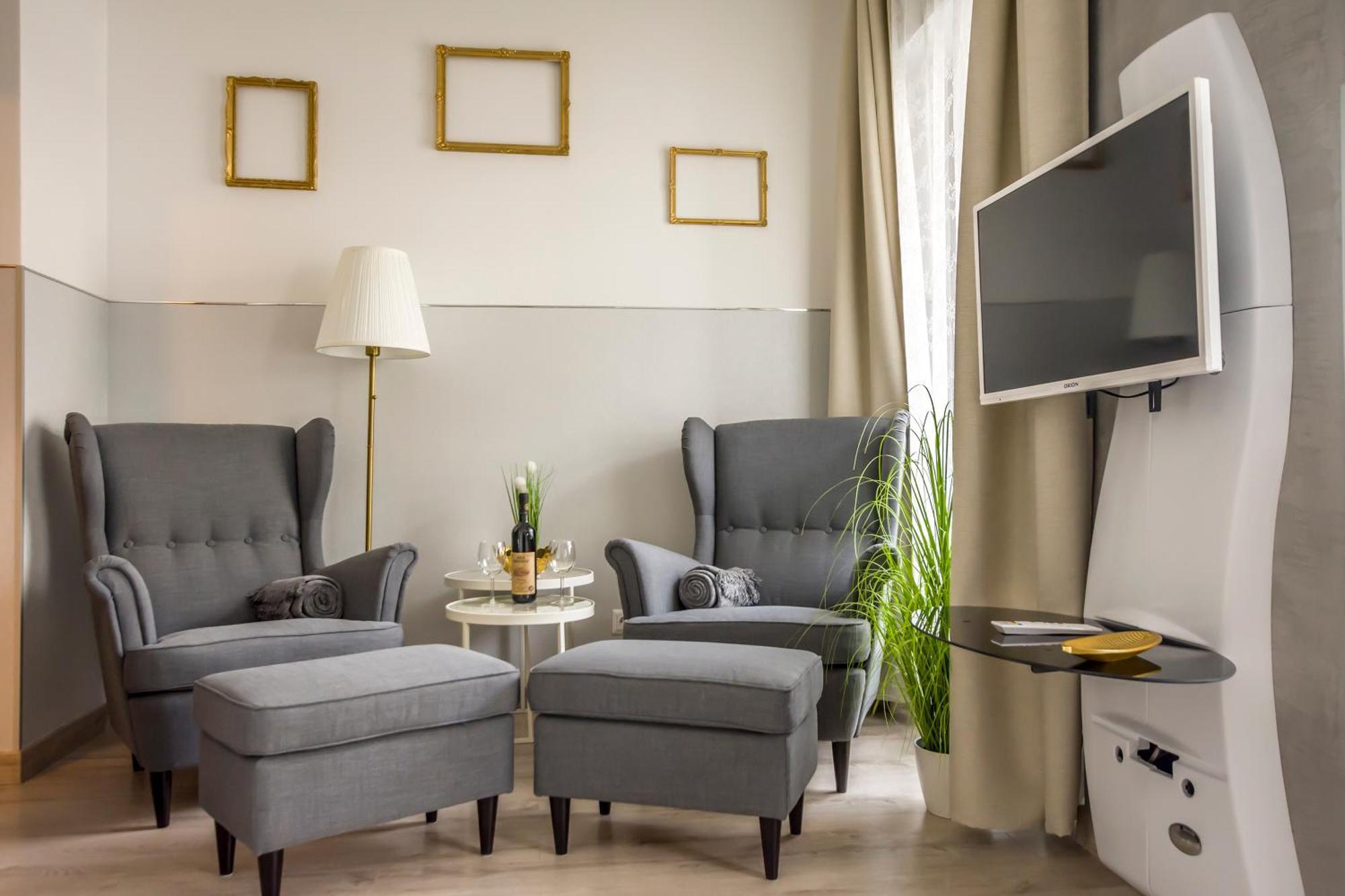 K40 Romantic Deluxe Studio In The City Center Budapest Exterior photo